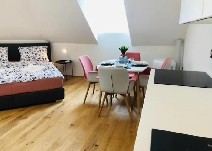 Stairway To Heaven #3 דירה